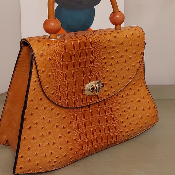 Croc style vegan satchel bag - Picture 13 of 15